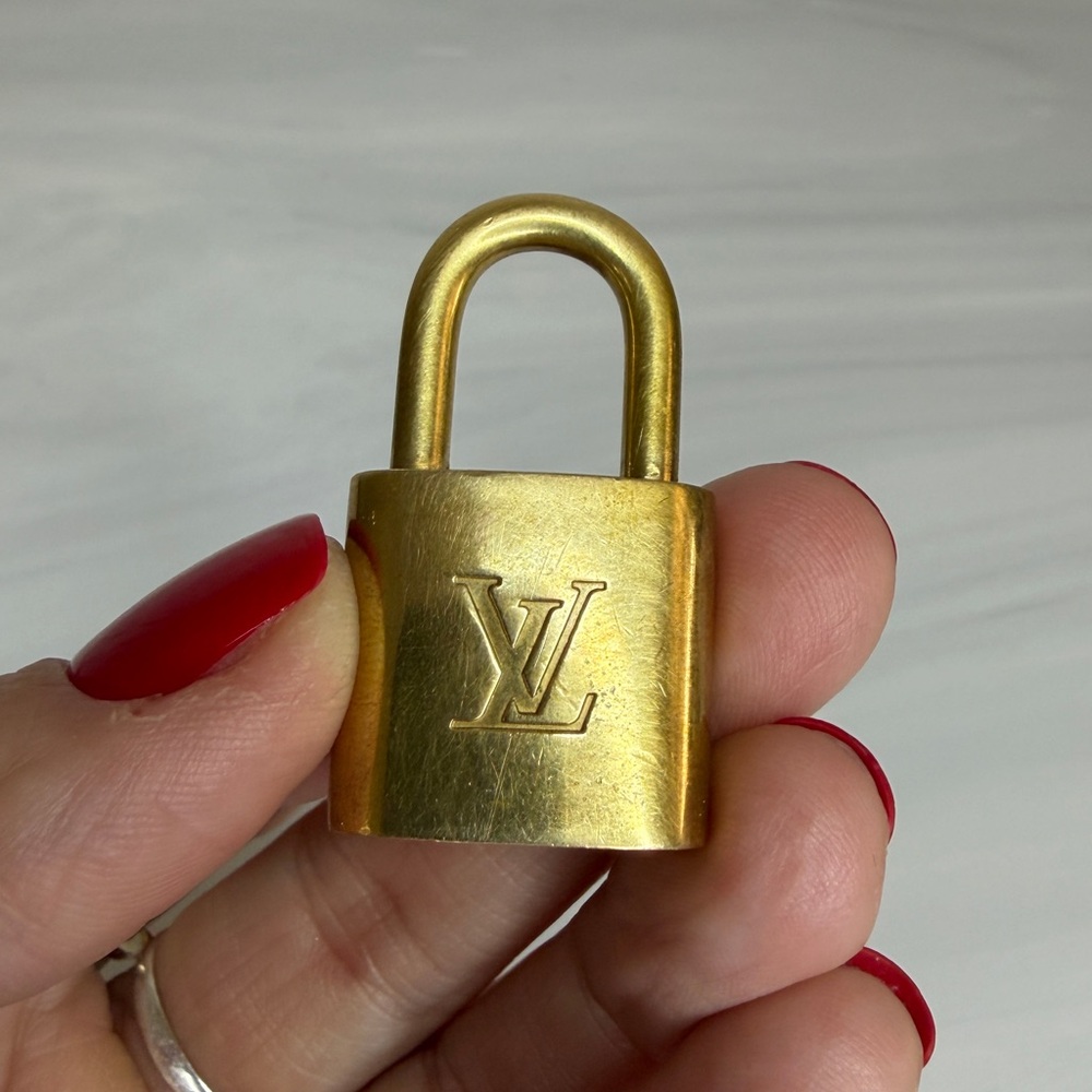 Louis Vuitton Brass Padlock / Lock Charm – NO KEY - Picture 6 of 6